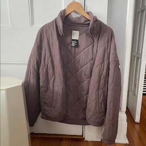 Vuori Sz s women’s Quilted Puffer Jacket in taupe-Mauve